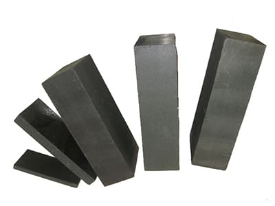 ПОЛУГРАФИТОВЫЕ УГЛЕРОДНЫЕ БЛОКИ